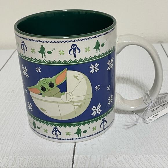 Star Wars Mandalorian Ceramic Holiday Mug NWT - Picture 1 of 9